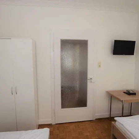Mit Gemeinschaftsraeumen Hostel *