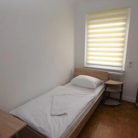 Mit Gemeinschaftsraeumen Hostel *