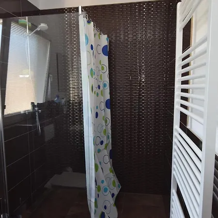 Mit Gemeinschaftsraeumen *