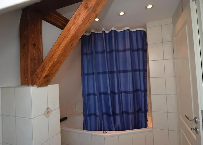 Mit Gemeinschaftsraeumen نورتينغن