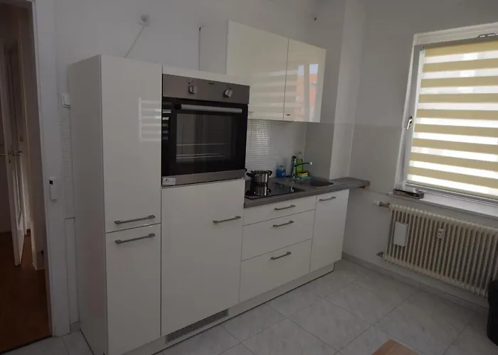 Mit Gemeinschaftsraeumen بيت شباب